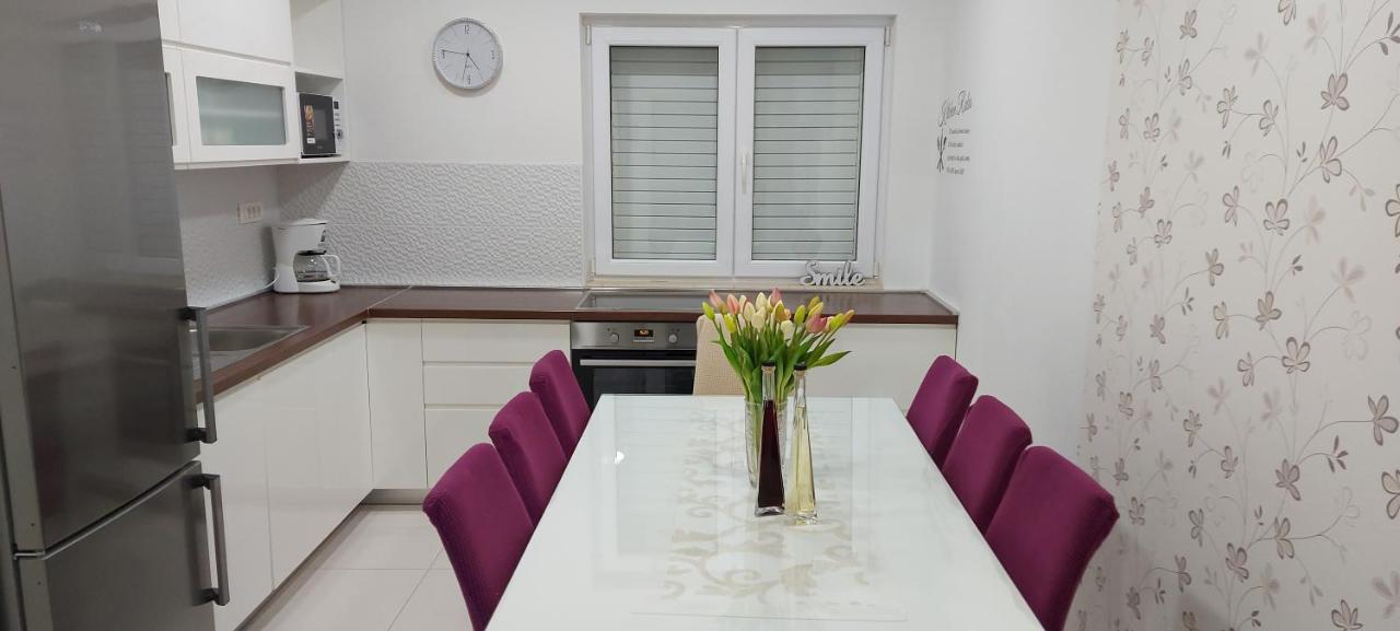 מאקרסקה Ivana Apartments מראה חיצוני תמונה