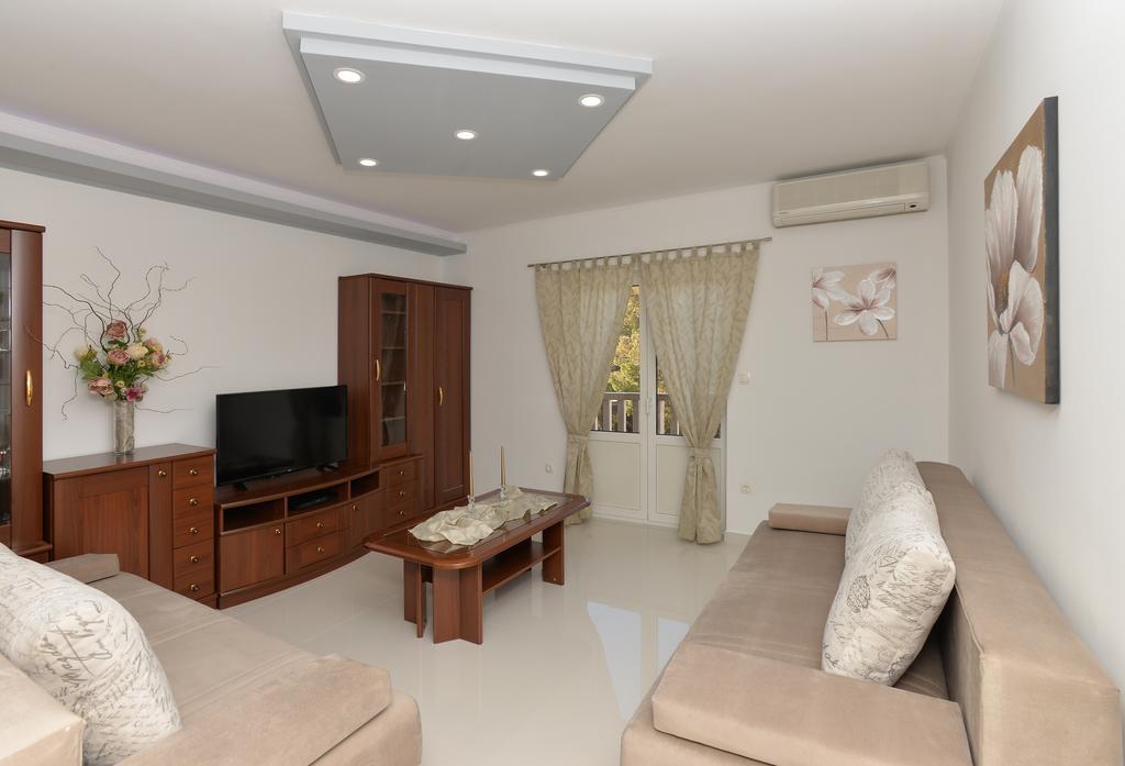 מאקרסקה Ivana Apartments מראה חיצוני תמונה