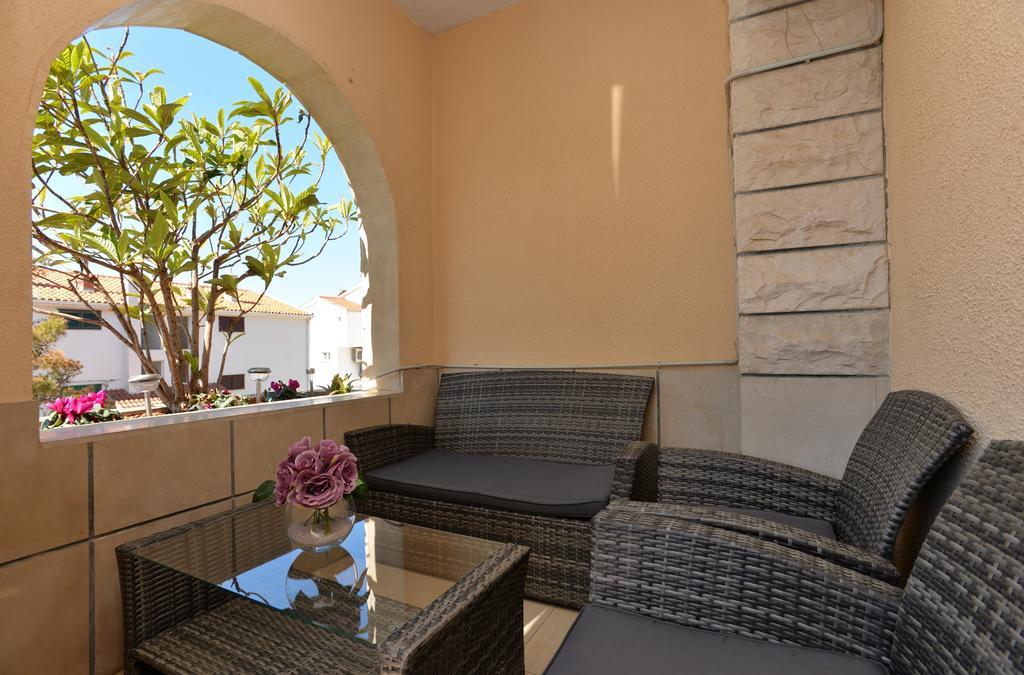 מאקרסקה Ivana Apartments מראה חיצוני תמונה