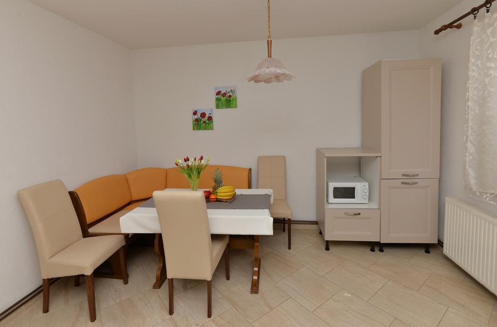 מאקרסקה Ivana Apartments מראה חיצוני תמונה
