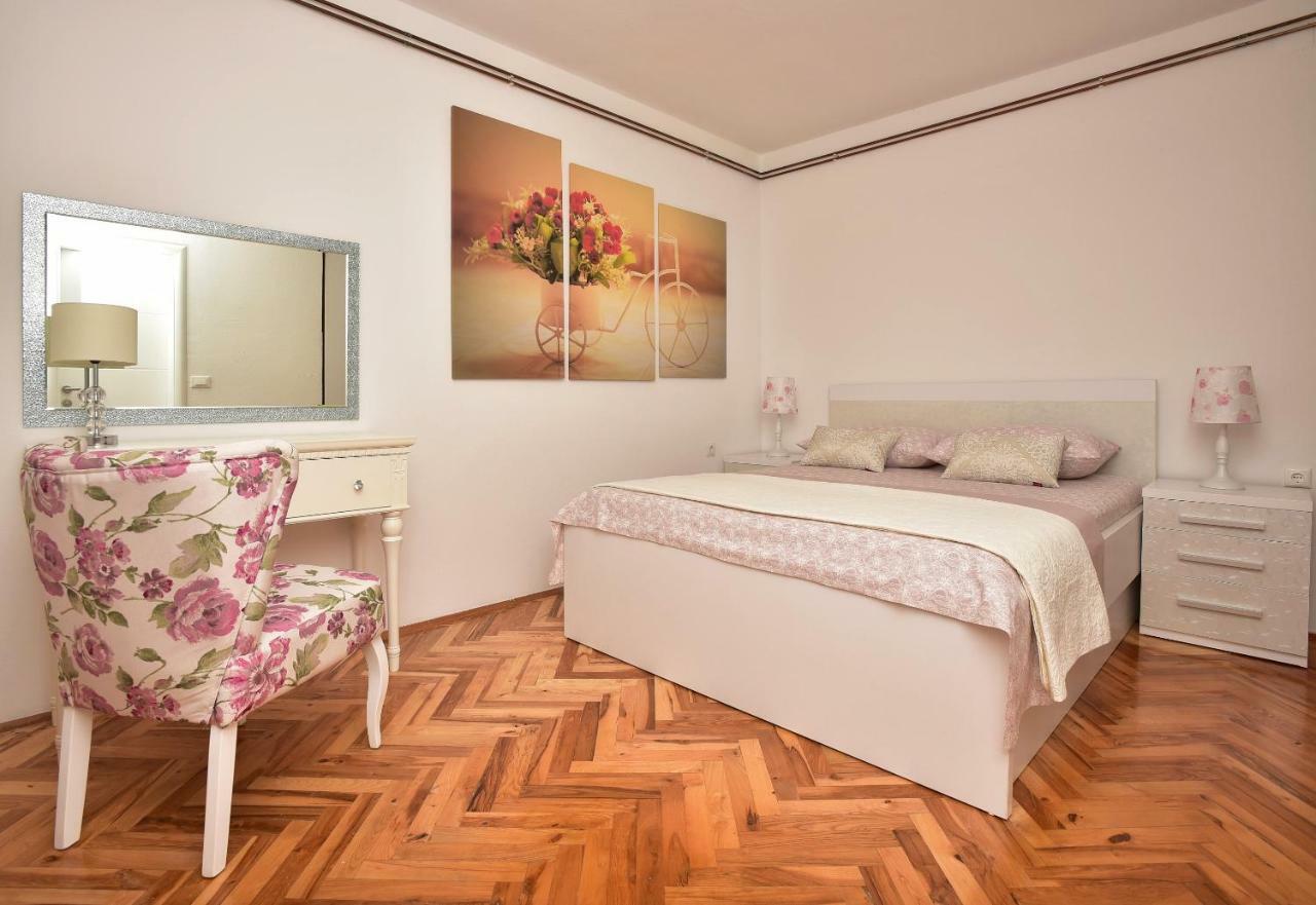 מאקרסקה Ivana Apartments מראה חיצוני תמונה