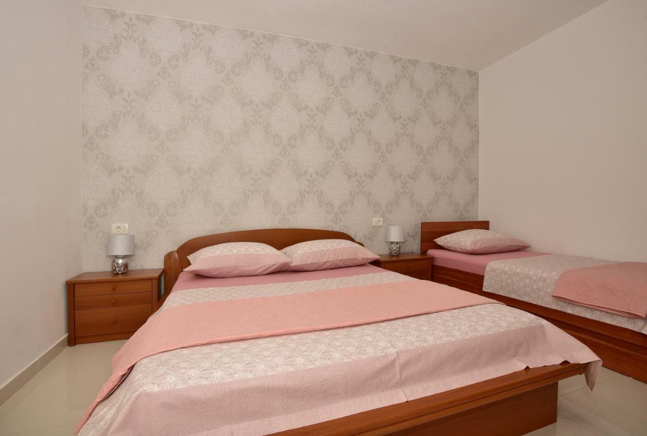 מאקרסקה Ivana Apartments מראה חיצוני תמונה