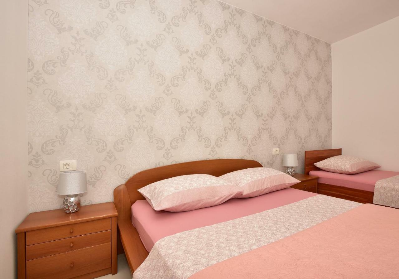 מאקרסקה Ivana Apartments מראה חיצוני תמונה